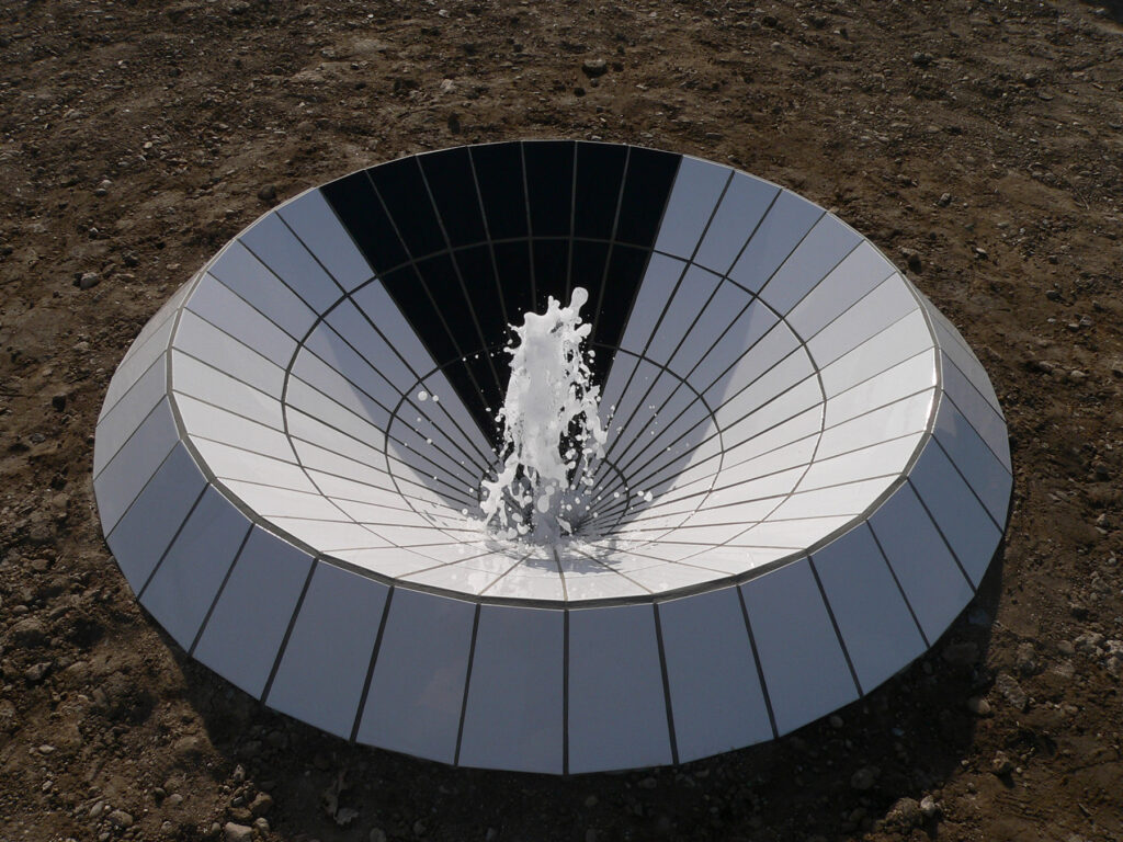 Perfume fountain, 
2008, tiles, perfume mixture, styrofoam, pump, tub, LEDs 150 cm diameter, depth: 70 cm, 
Festival of Young Talents, harbor island of Offenbach am Main, 2008